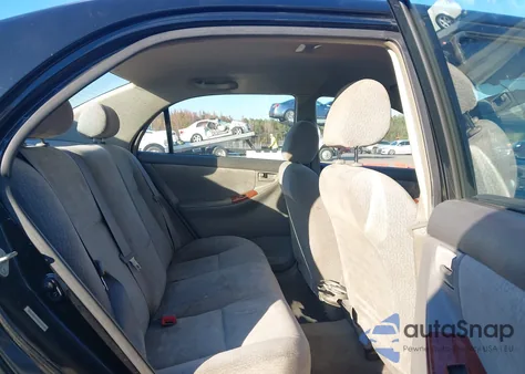 2004 Toyota Corolla Le z USA, uszkodzony, nr VIN 2T1BR32E24C272425